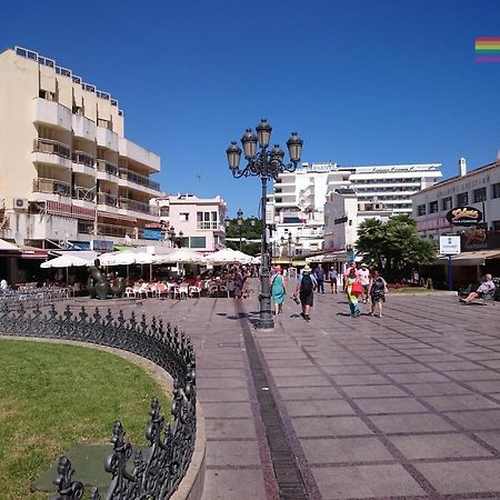 Villa Oasis Torremolinos Bagian luar foto